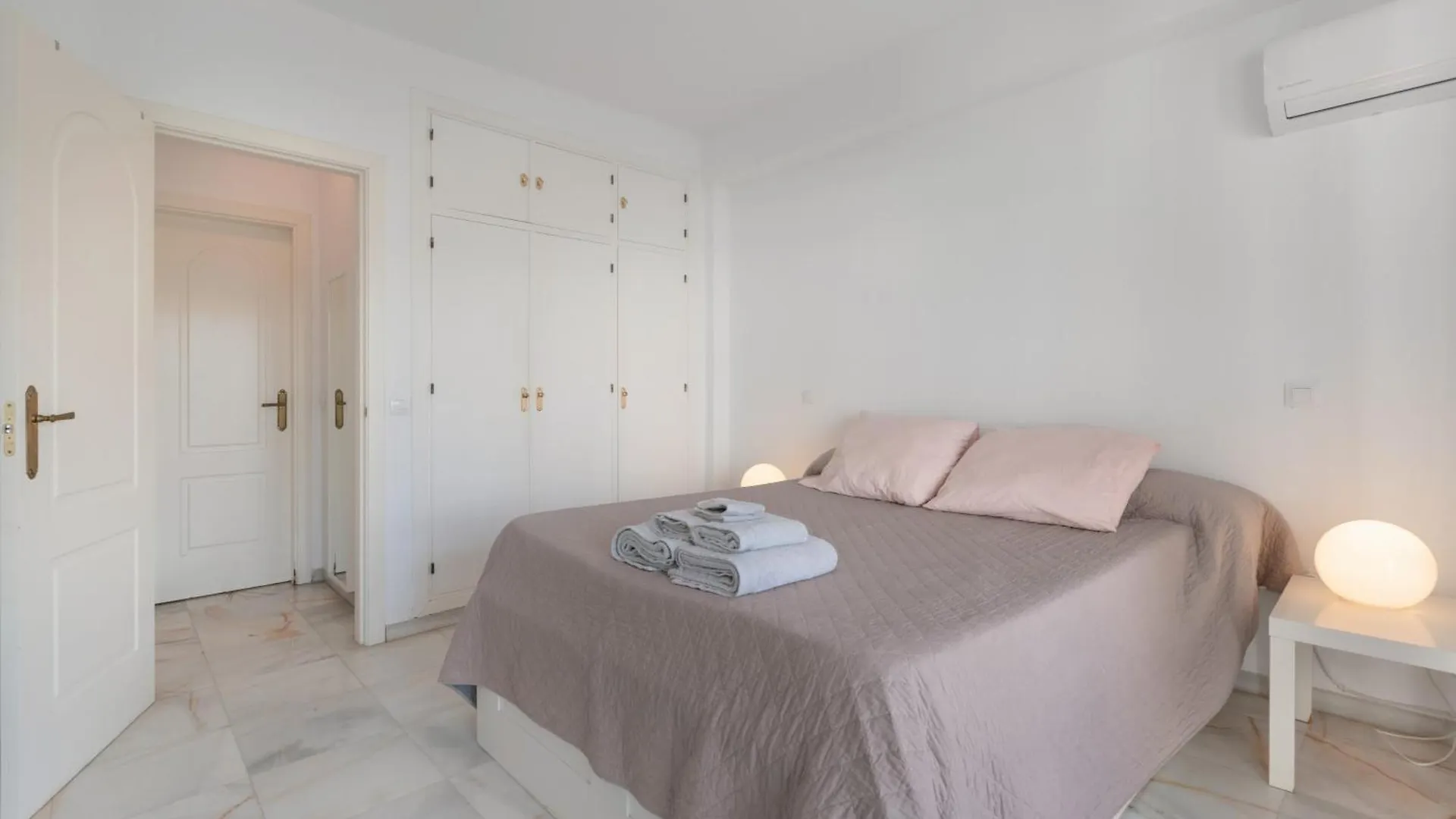 Apartment Apartamento Junto Al Mar Costa Lago Torremolinos