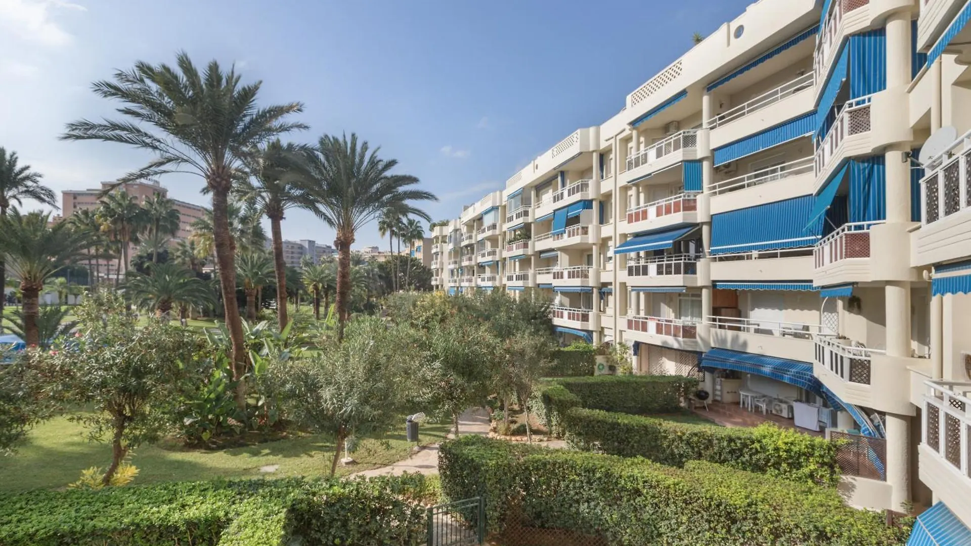 Apartamento Junto Al Mar Costa Lago Torremolinos Spain