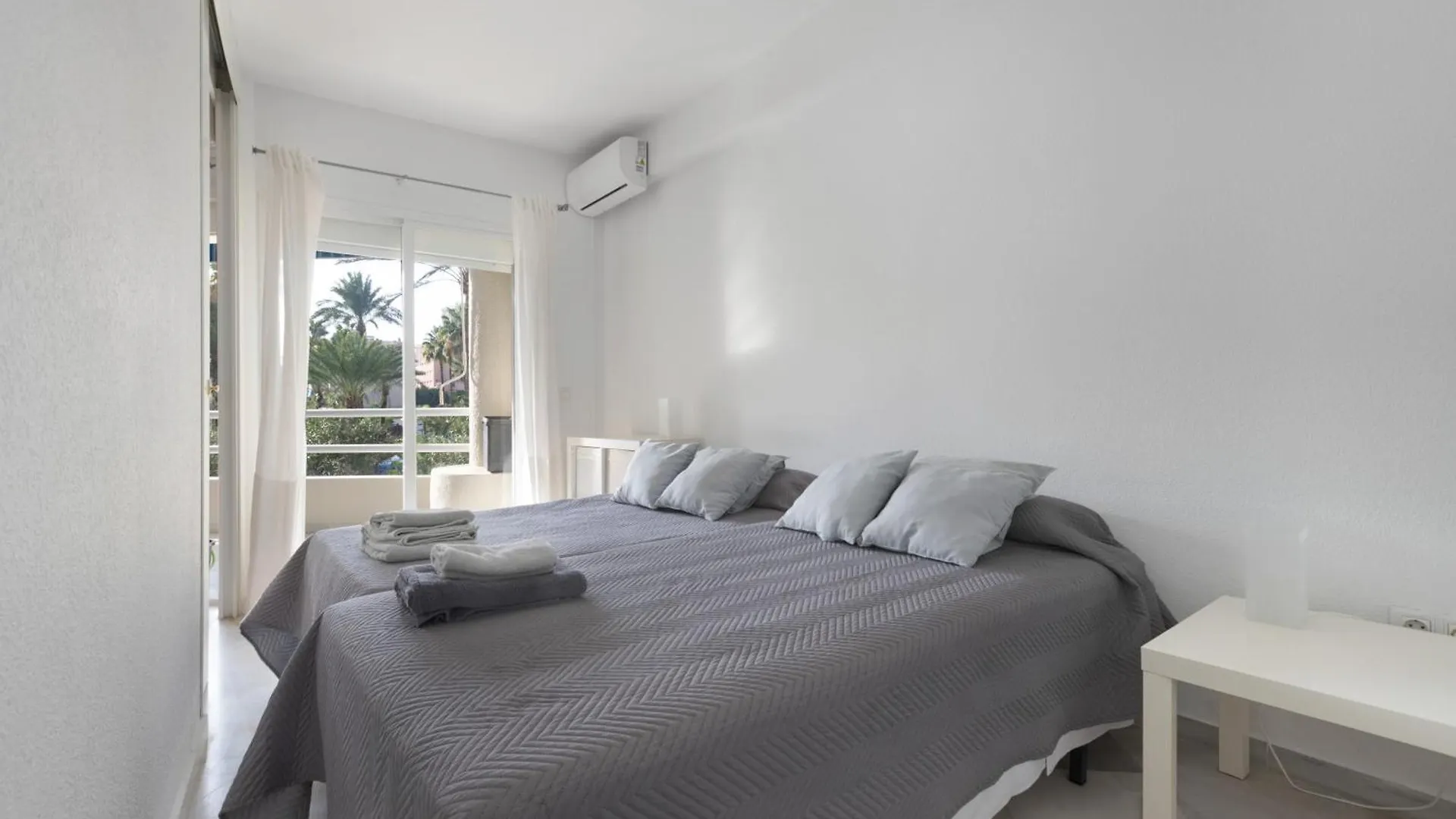 Apartamento Junto Al Mar Costa Lago Torremolinos 0*,