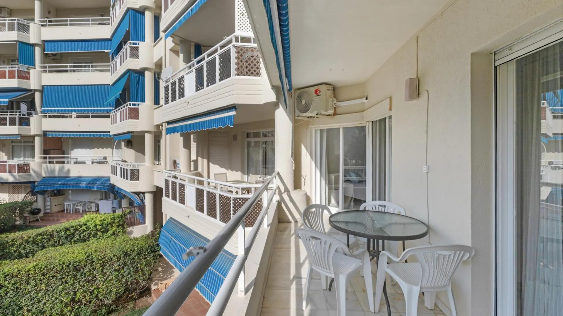 Apartamento Junto Al Mar Costa Lago Torremolinos 0*,  Spain